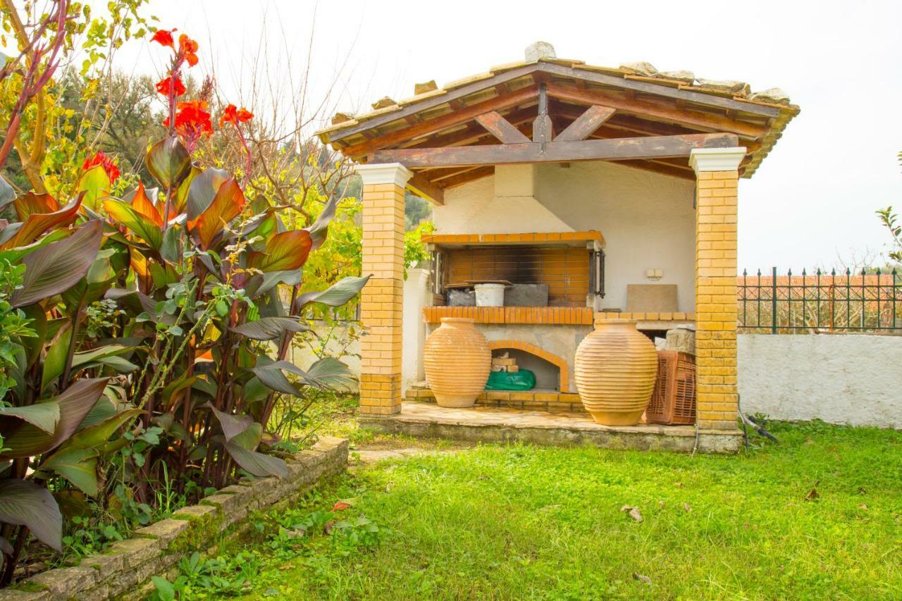Countryside Villa Lisa 俄蒙尼斯 外观 照片